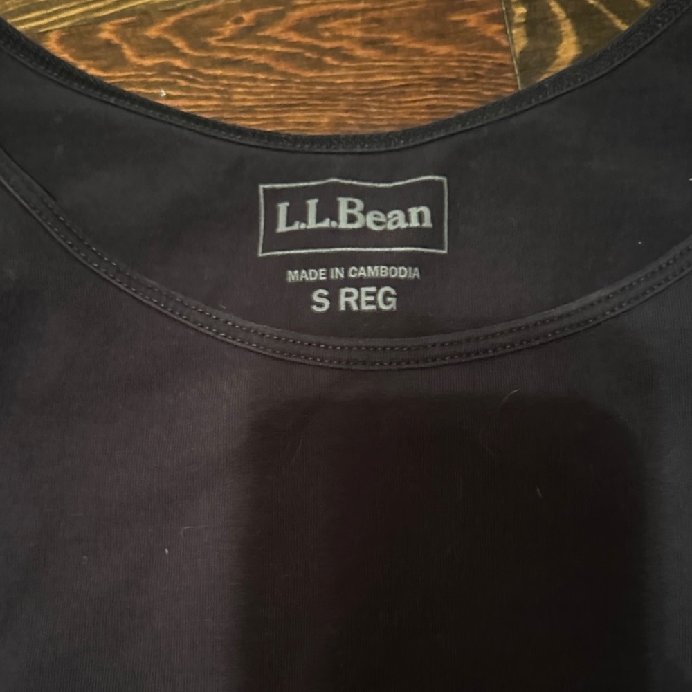 L.L. Bean Women's Dark Tank Top - Picture 2 of 3